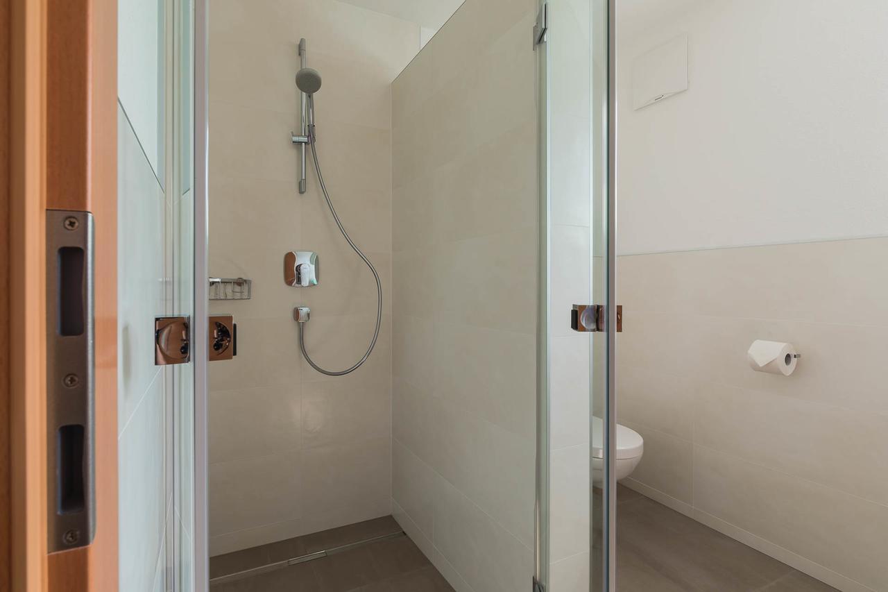 Apartment Im Huggn Fulpmes Esterno foto