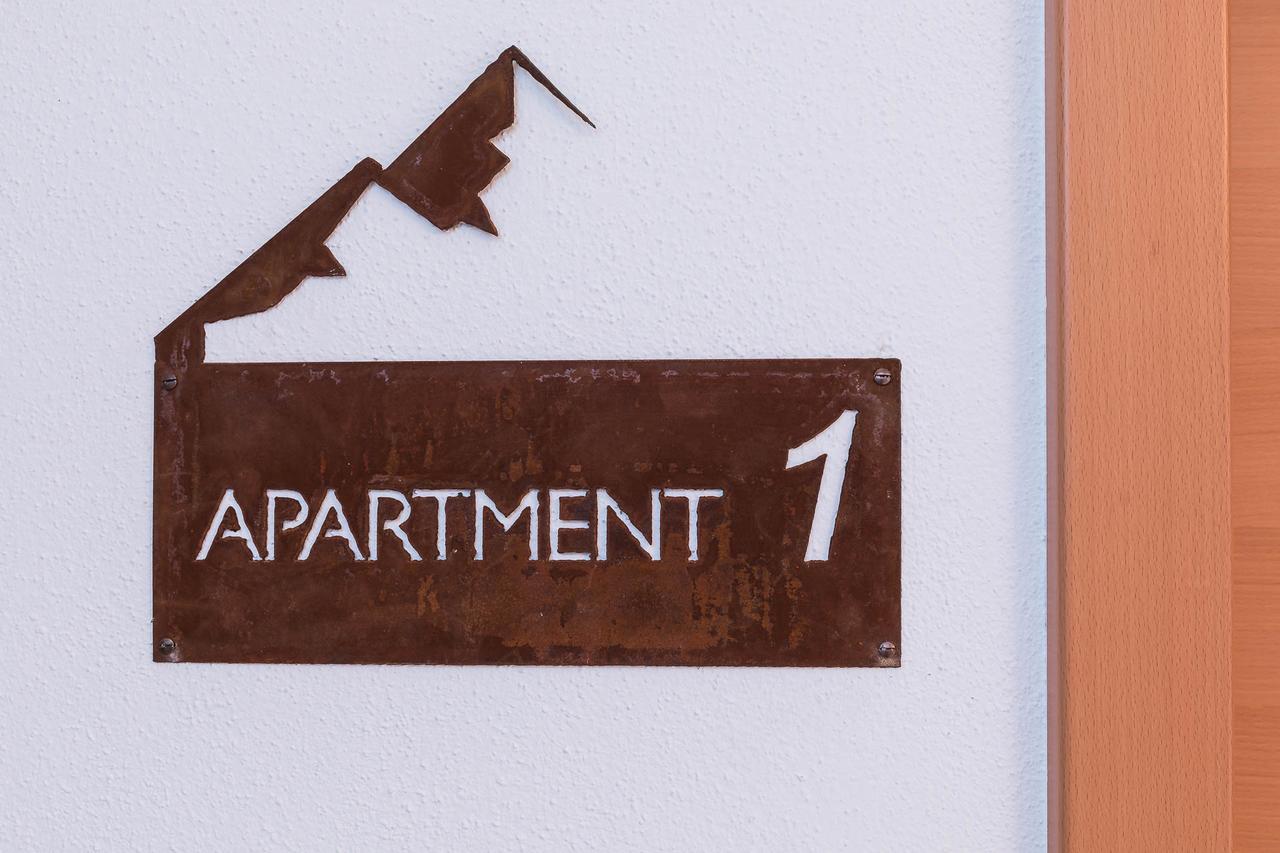 Apartment Im Huggn Fulpmes Esterno foto