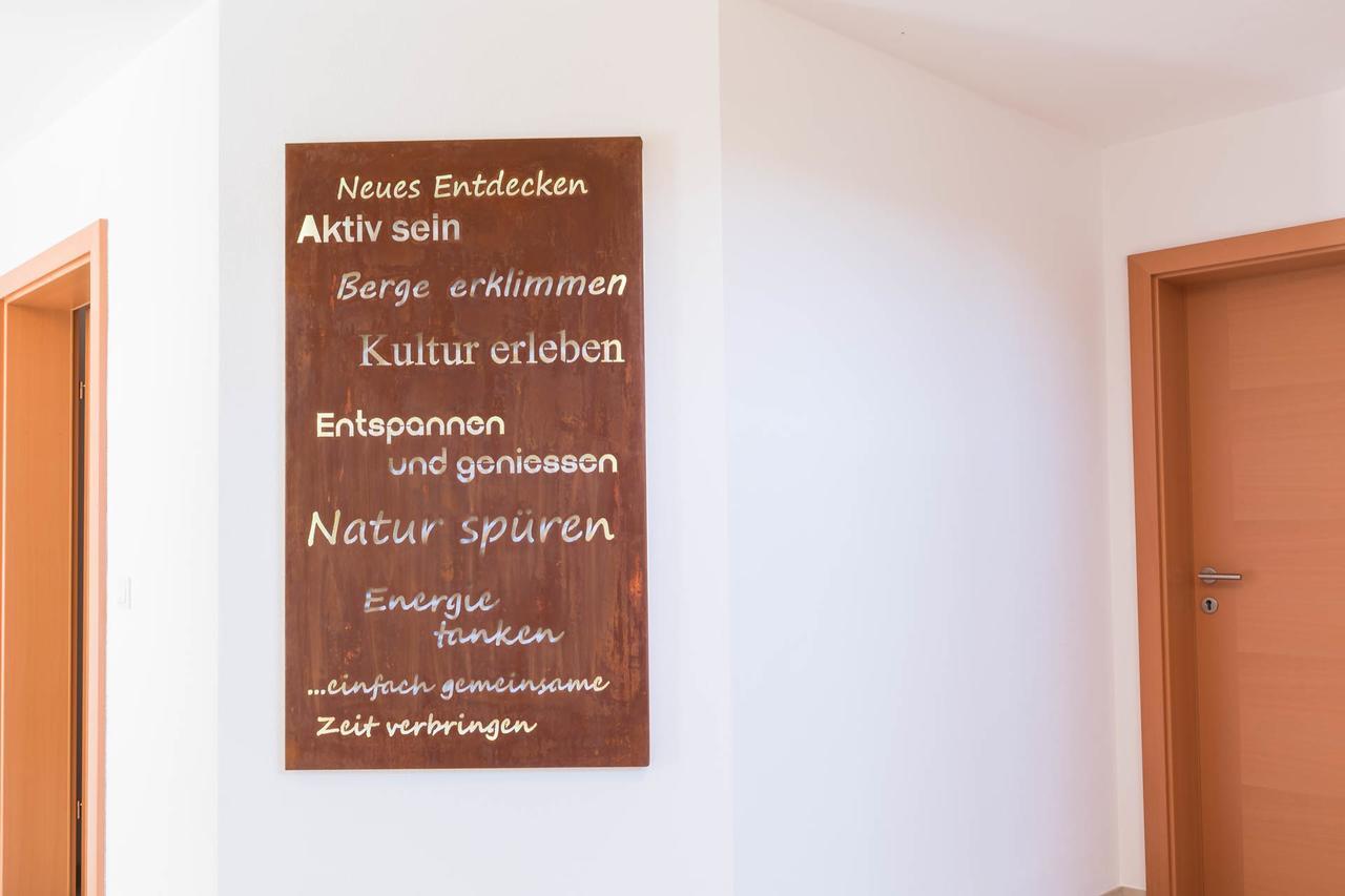 Apartment Im Huggn Fulpmes Esterno foto